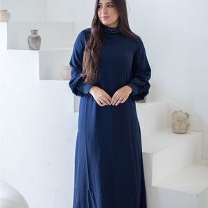 MALKA MAJESTY GOWN 
Elegant Navy Women's Wedding Dress